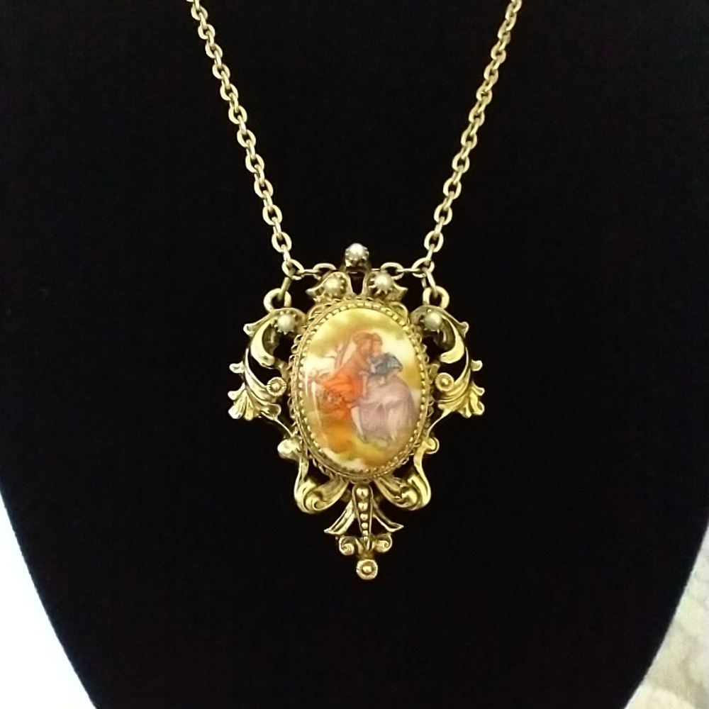 vint. pendant necklace